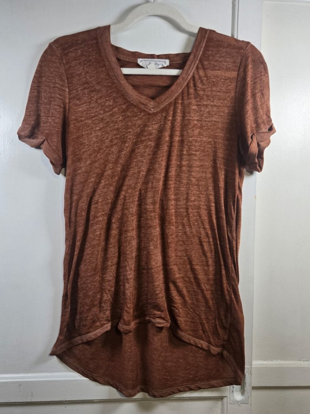 Hippie Rose Women’s Medium Brown V-Neck High Low Tunic Tee Short Sleeve Casual